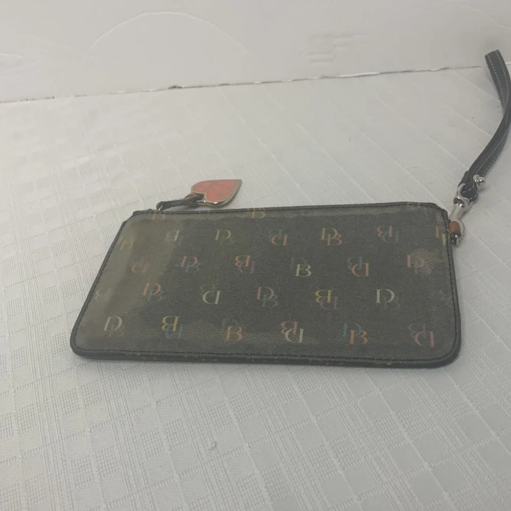 Vintage Dooney and Bourke oversized wristlet with rainbow zipper